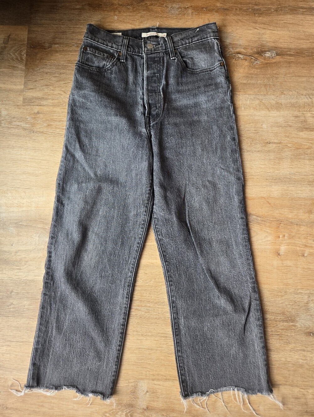 Levi's Ribcage Straight jeans In Washed Black Size 28